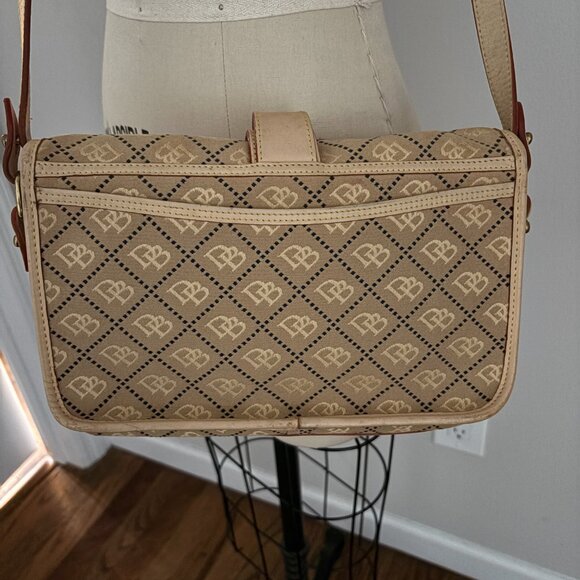 Dooney & Bourke Vintage Tan and Cream Equestrian Crossbody Bag - Picture 3 of 13